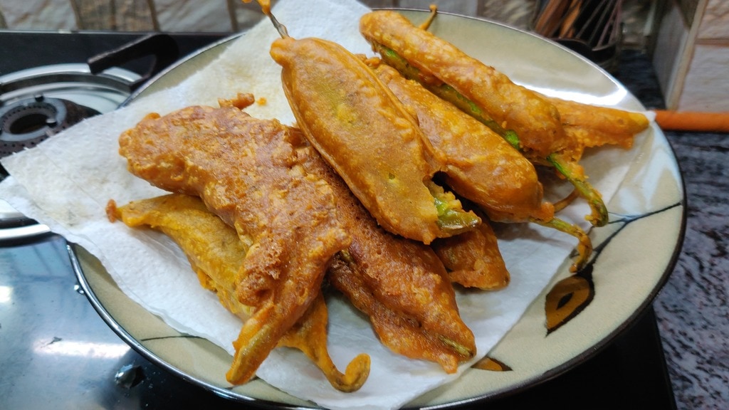 Andhra style chilli bajji